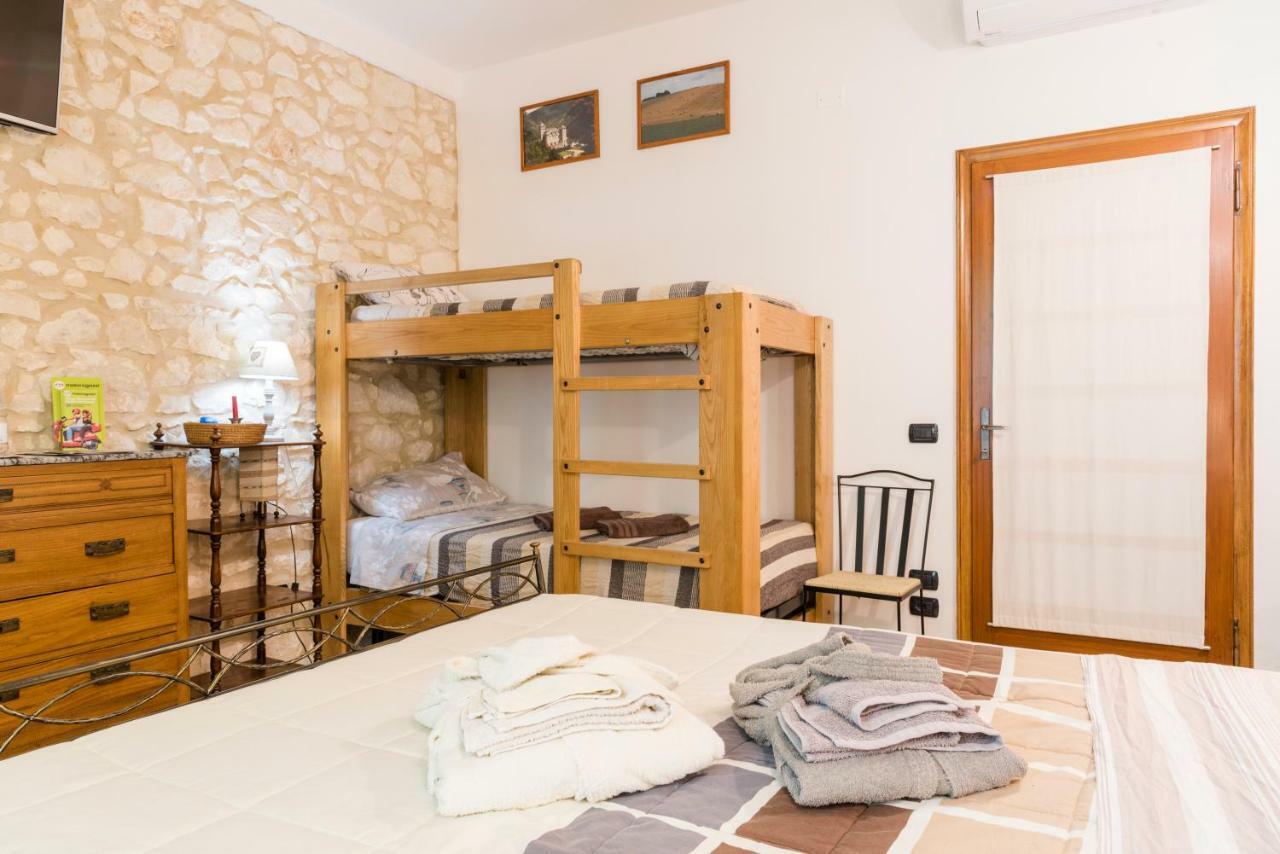 Relais Des Roches Bed & Breakfast โซนา ภายนอก รูปภาพ